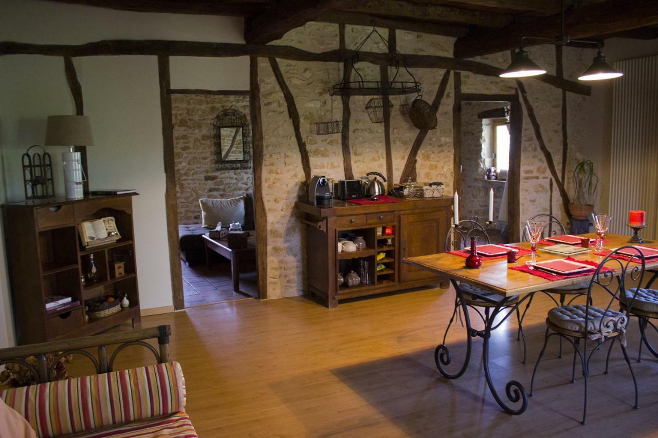 Les Chambres D'Hotes Du Rouyre Realmont ภายนอก รูปภาพ